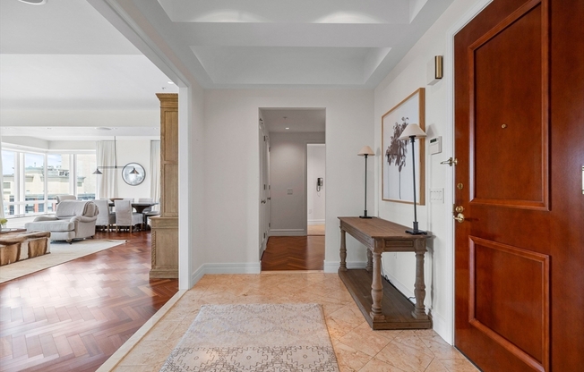 4 beds, 3.5 baths, 3,246 sqft, $35,000, Unit 19E