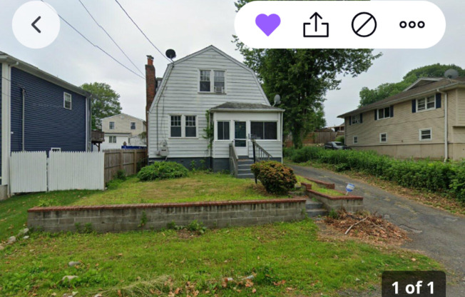 535 SAUNDERS AVE