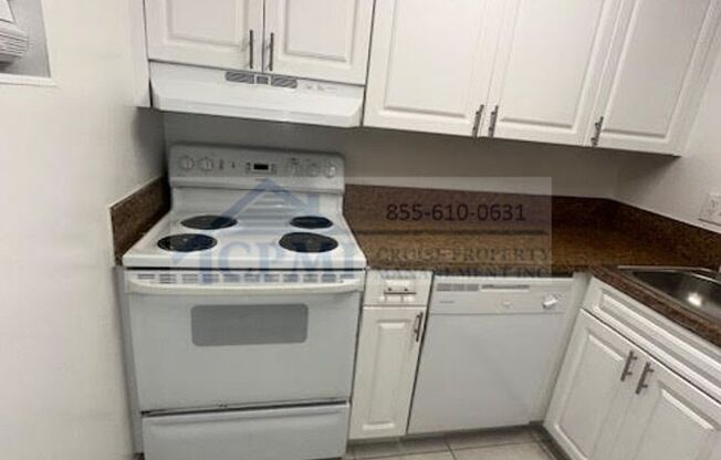 2 beds, 1 bath, 896 sqft, $1,950, Unit C204