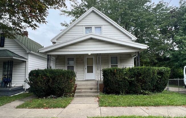 3 Bedroom House - LaGrange Neighborhood