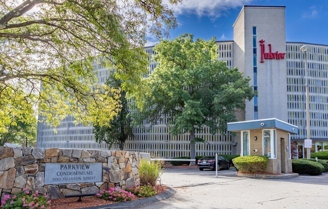 1 bed, 1 bath, 613 sqft, $2,250, Unit 621