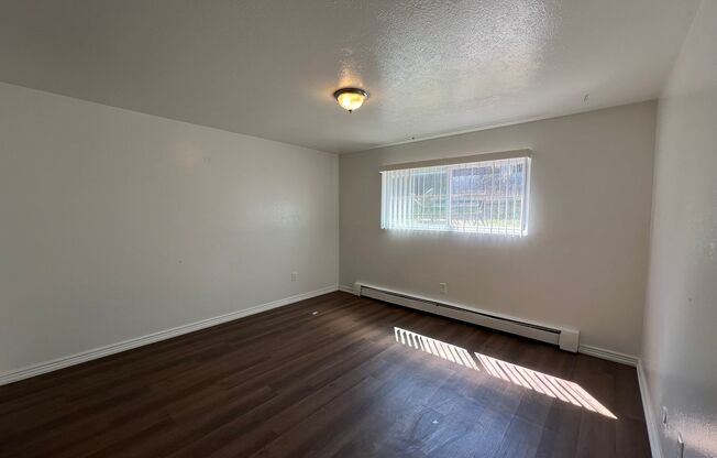 3 beds, 1 bath, $1,775