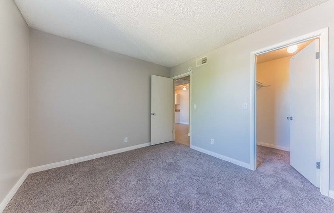 Emerald Park bedroom