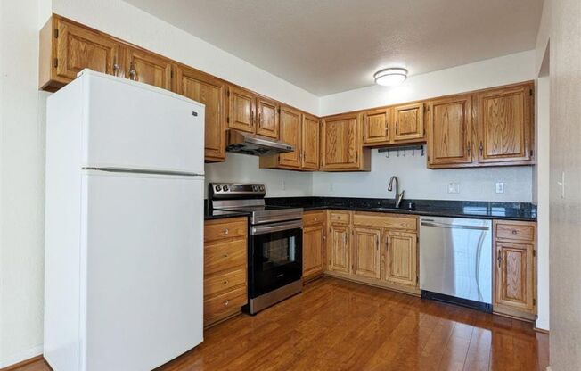 1 bed, 1 bath, $2,495