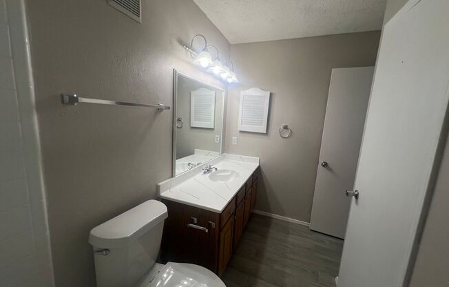 2 beds, 2 baths, $1,695