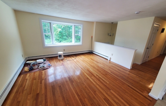 37 MONTCALM AVE