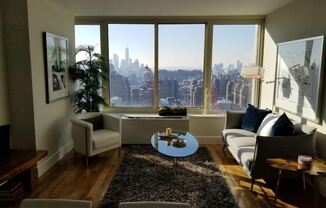 320 W 33rd St