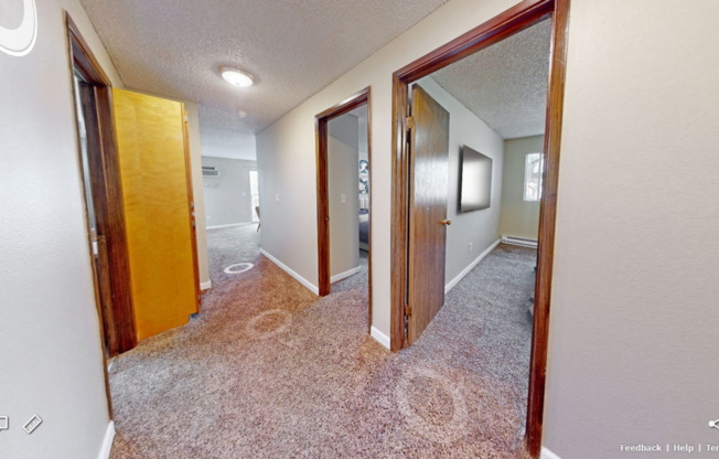 2 beds, 1 bath, 800 sqft, $1,295, Unit 02