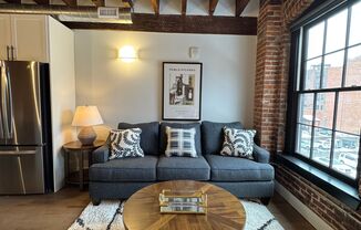 Hotel Street Apartments