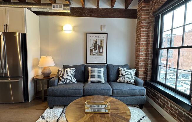 Hotel Street Apartments