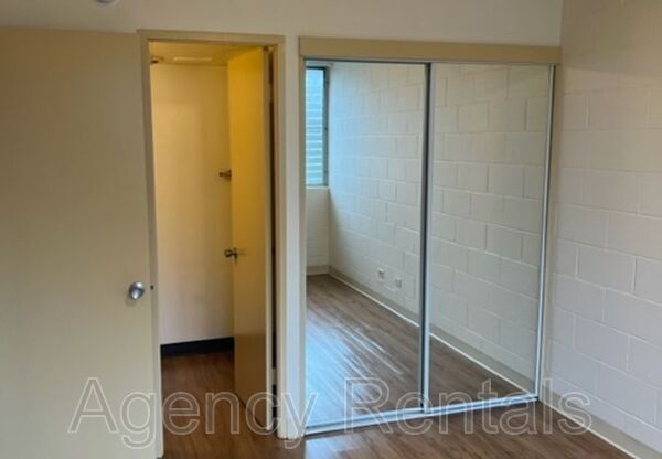 1019 Punahou St