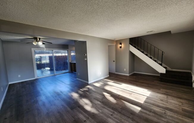 8613 La Riviera Dr #C - Sacramento 95826