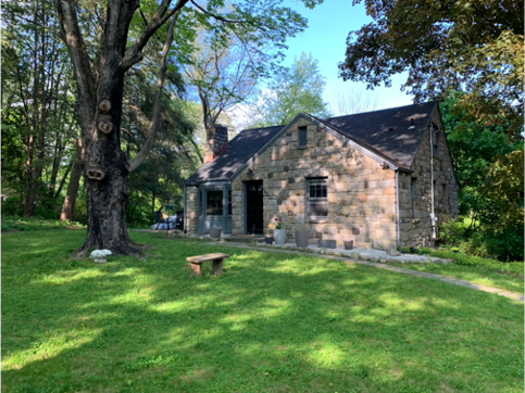 40 NEWTOWN TPKE