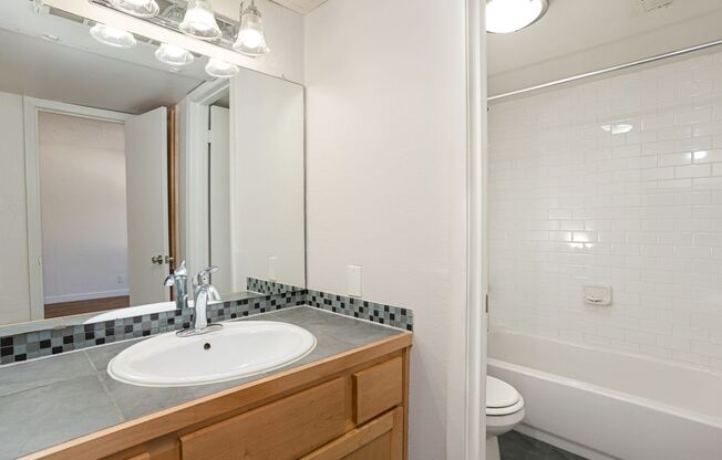 Studio, 1 bath, 400 sqft, $999, Unit ABB-1-224