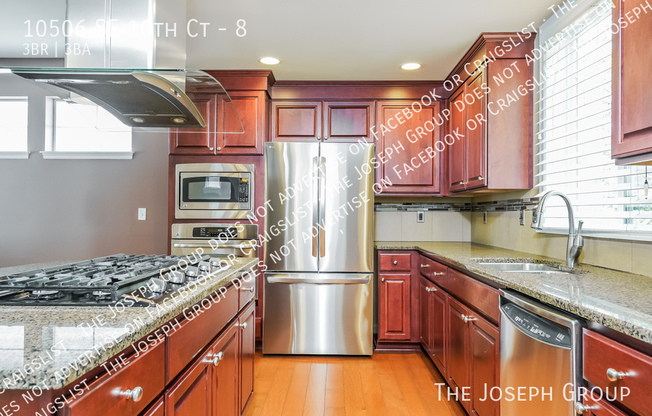 10506 SE 10 CT