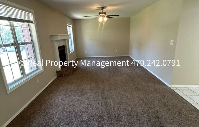 Greenwood Duplex! - 3 Bed 2 Bath w/ 2 car garage