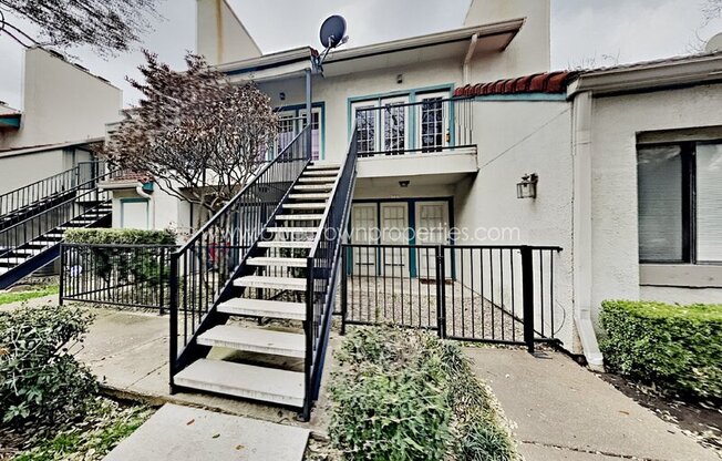 13215 Emily Road