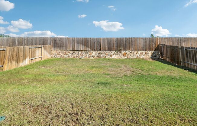 3 beds, 2 baths, 1,572 sqft, $1,945, Unit 612 Trinity Trl