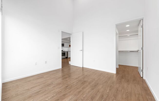 1 bed, 1 bath, 733 sqft, $3,900, Unit 616