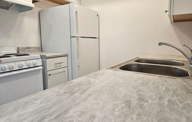 1 bed, 1 bath, 500 sqft, $749, Unit Renovated