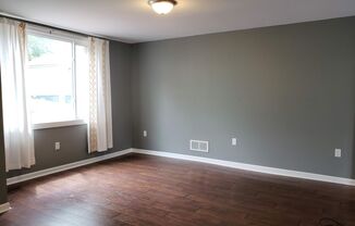 3 beds, 1 bath, $1,600