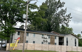 1711 PENDLETON ST
