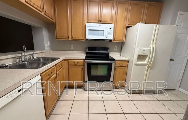 2901 WOODLANDS PARK CT
