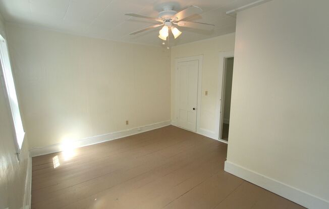 1 bed, 1 bath, $1,895, Unit 176-B