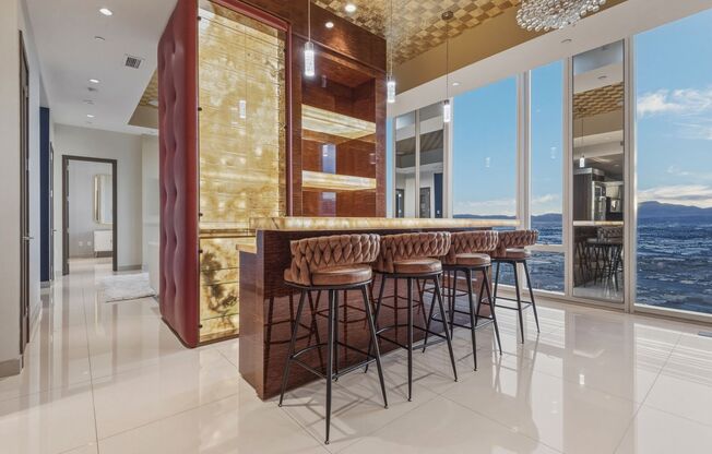 2 beds, 2.5 baths, $17,000