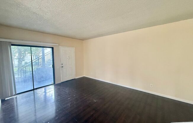 SOUTH SAN JOSE - Warm and Inviting condo in desirable neighborhood
