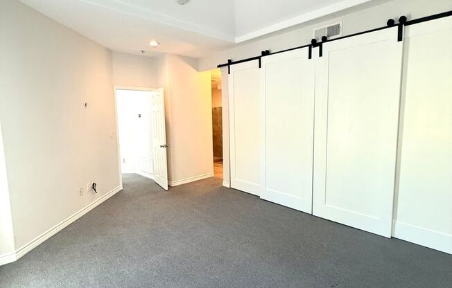 1 bed, 1 bath, $2,800, Unit # 400