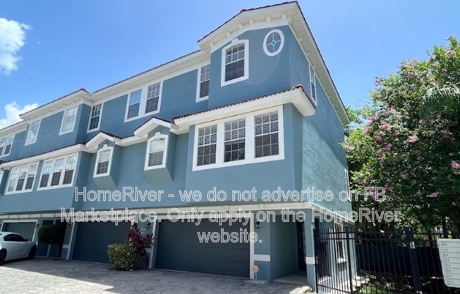3111 W DE LEON ST