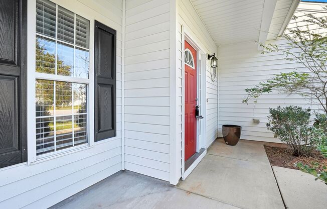 4 Bedroom 2.5 Bath SF home - Contact us today and ask about our move in incentives!