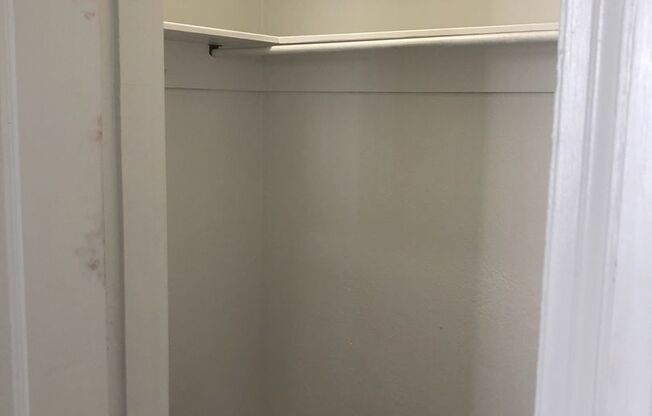 Studio, 1 bath, 308 sqft, $1,250, Unit Bayard Manor 307