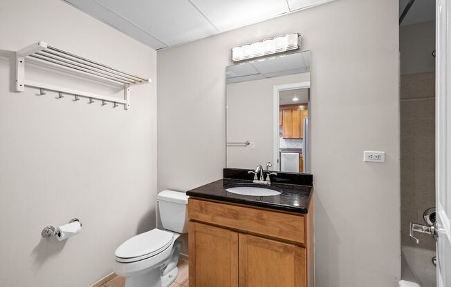 2 beds, 2 baths, $2,350, Unit # 406
