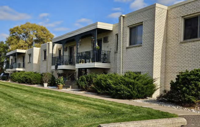 Greenhaven Apartments