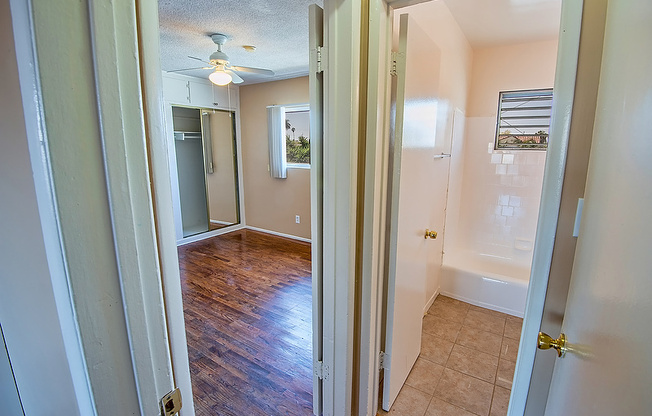 2 beds, 1 bath, $1,850, Unit 09