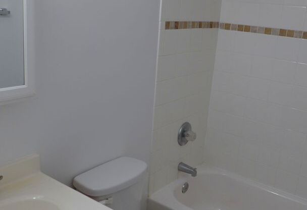 1 bed, 1 bath, 650 sqft, $1,595, Unit 3B