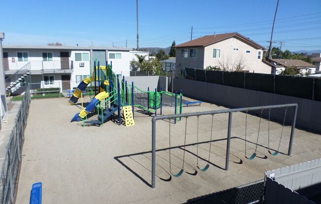 3 beds, 2 baths, 1,200 sqft, $2,900, Unit 633-9