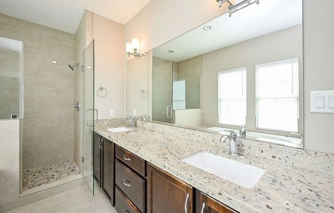 3 beds, 3.5 baths, 2,427 sqft, $2,900, Unit C