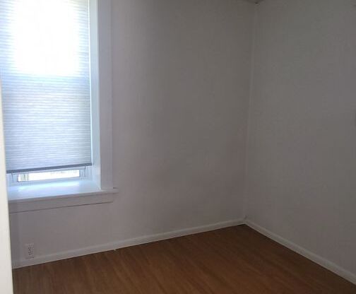 2 beds, 1 bath, $750