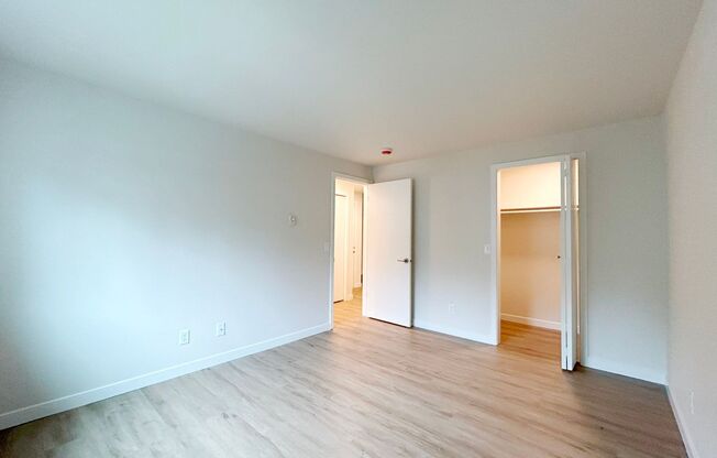 1 bed, 1 bath, 700 sqft, $2,145, Unit 6