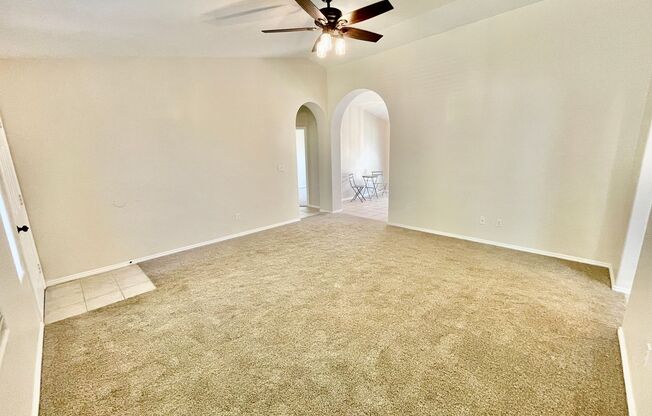 Adorable 3-BR Home in Red Cliffs Area