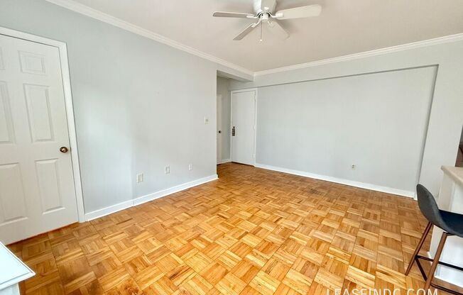 2130 N St NW, #105
