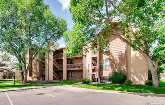 2 beds, 1 bath, $1,895