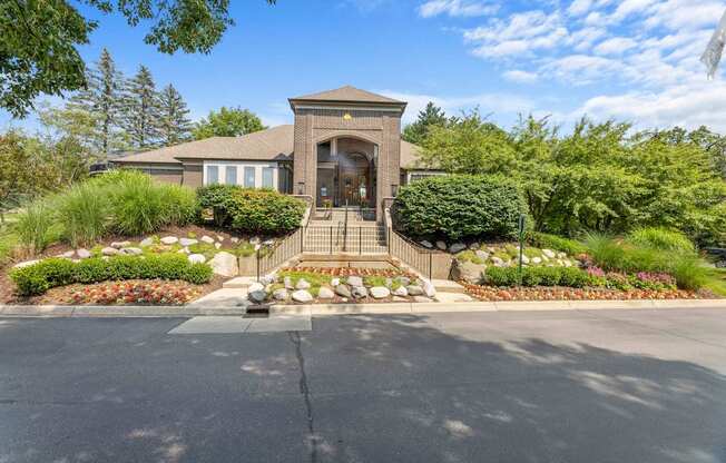 Leasing Office & Clubhouse