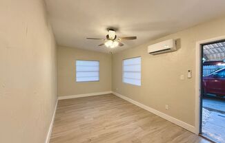 Studio, 1 bath, $995, Unit Unit B