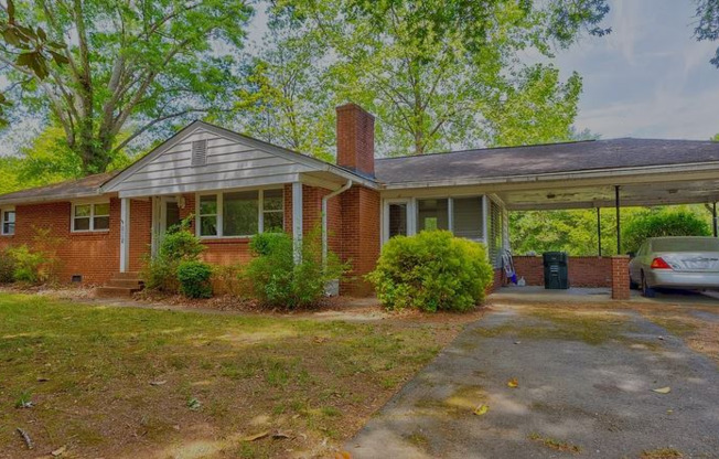 191 SCENIC DR NE