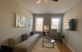 Studio, 1 bath, $1,150, Unit 318 (Old)