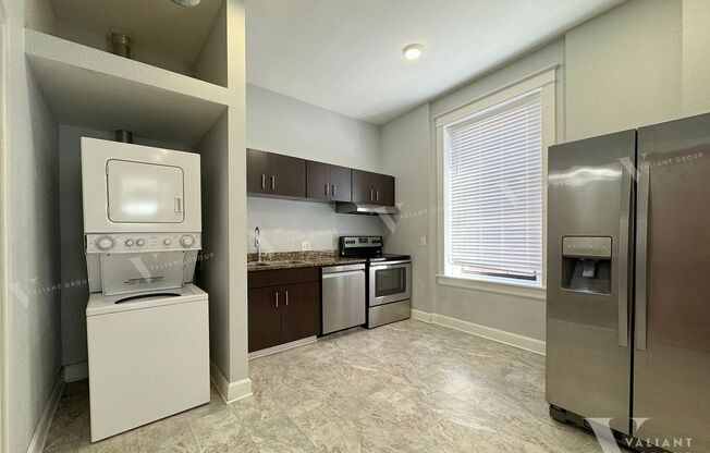 Studio, 1 bath, $850, Unit 209C